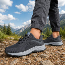 Lade das Bild in den Galerie-Viewer, FeelFree Slip-On – Orthopädische Komfort-Sneaker | Reinschlüpfen & schmerzfrei durch den Tag