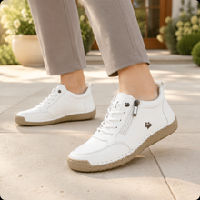 Lade das Bild in den Galerie-Viewer, Feelfree - Ergonomische Schmerzlinderungs-Schuhe | Rutschfest &amp; Federleicht inkl. Reisverschluss
