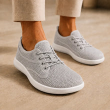 Lade das Bild in den Galerie-Viewer, FeelFree – Extra breite Komfort-Sneaker | Entlastung bei Hallux &amp; schmerzenden Füßen
