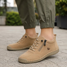 Lade das Bild in den Galerie-Viewer, Feelfree - Ergonomische Schmerzlinderungs-Schuhe | Rutschfest &amp; Federleicht inkl. Reisverschluss
