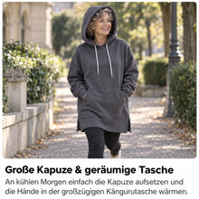 Lade das Bild in den Galerie-Viewer, KuschelLiebe – extra langer Oversize-Wohlfühlhoodie | deckenweich, warm &amp; vorteilhaft geschnitten
