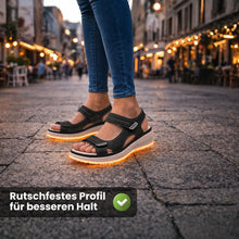 Lade das Bild in den Galerie-Viewer, OrthoKlara – Schmerz­lindernde Komfortschuhe – Ergonomisches Design