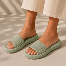 Lade das Bild in den Galerie-Viewer, Orthoslipper - das Original für sicheres, gelenkschonendes Gehen für Senioren
