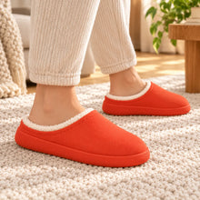 Lade das Bild in den Galerie-Viewer, FeelFree Slipper - ergonomische &amp; rutschfeste Winterslipper
